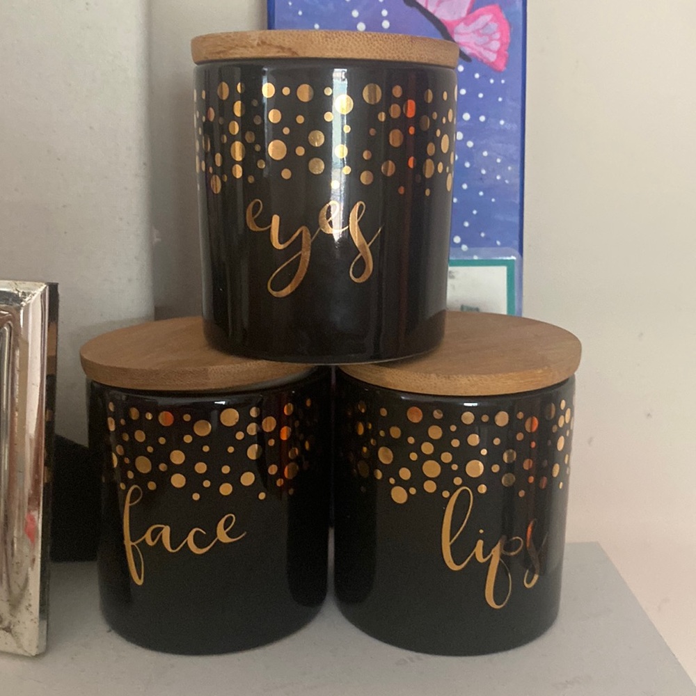 EYES LIP FACE Holder Set